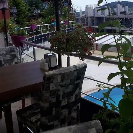 Ekinci 公寓式酒店 4*