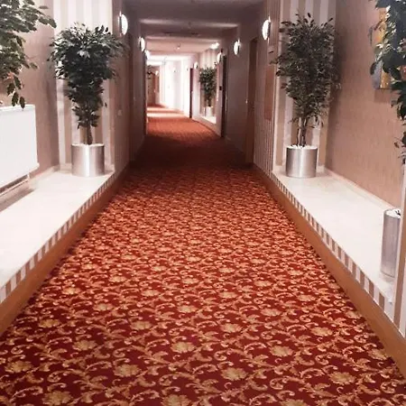 Ekinci 公寓式酒店 4*