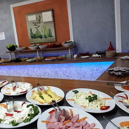 Ekinci Aparthotel 4*