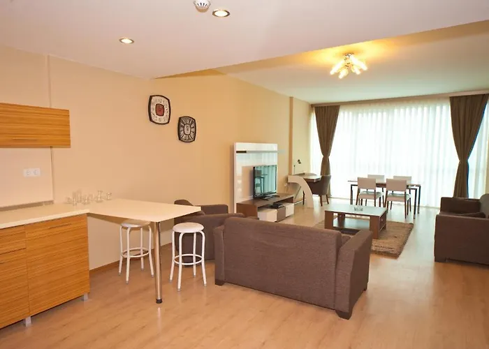 Ekinci アパートホテル