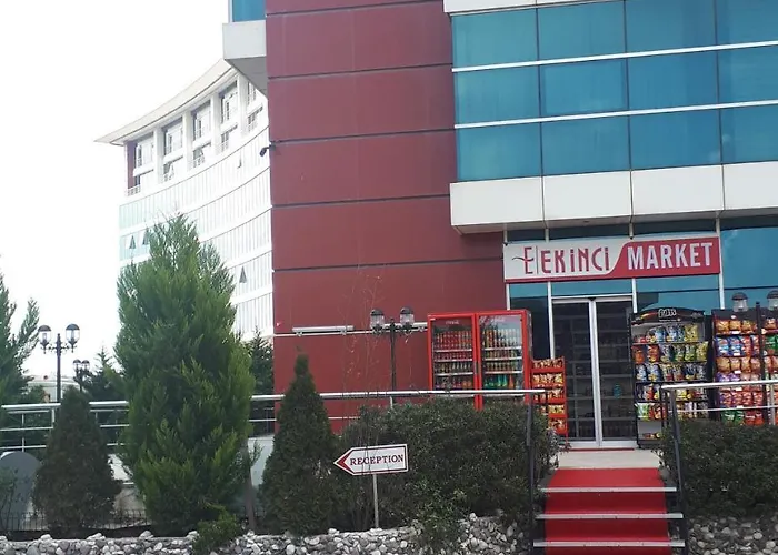 Ekinci アパートホテル 4*